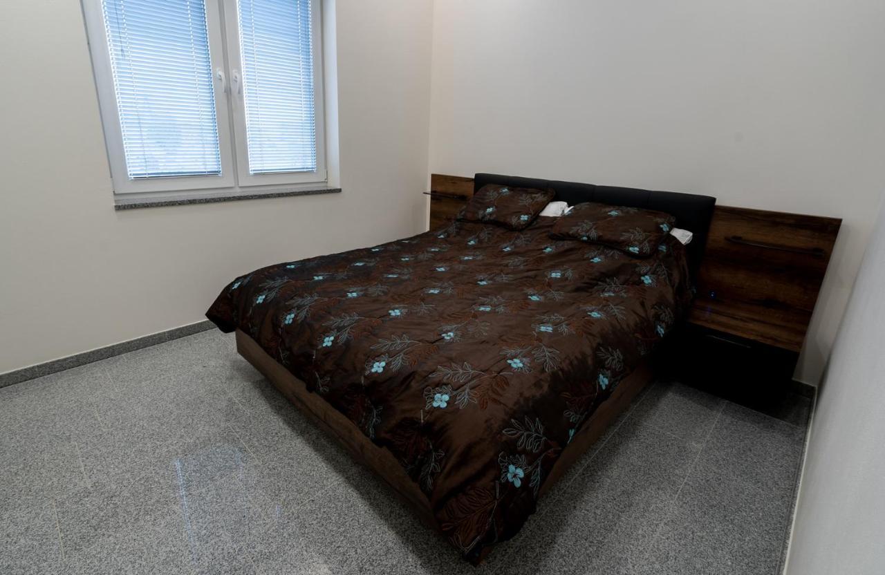 Apartament Grabowski Stone Design プシェムィシル エクステリア 写真