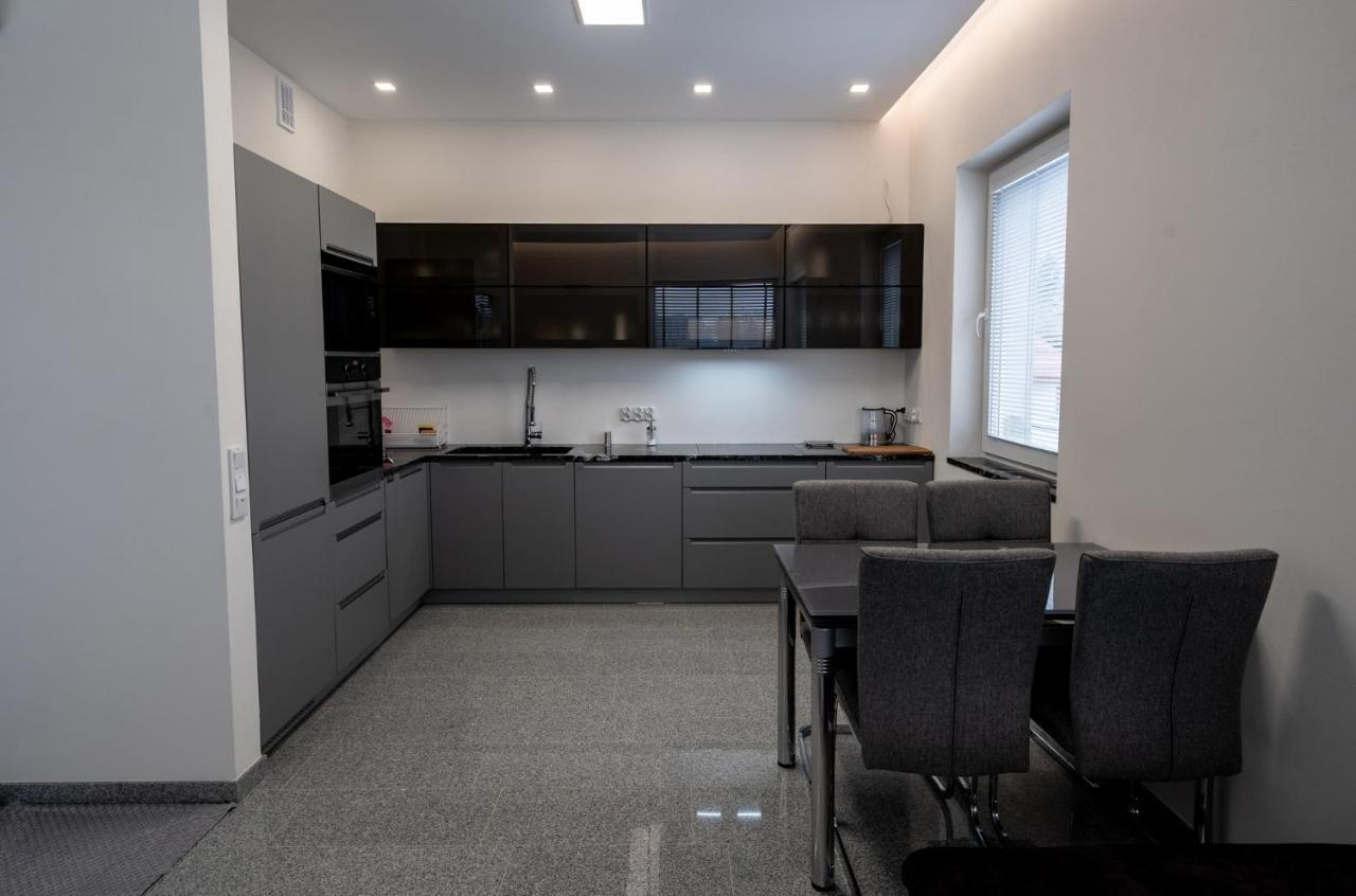 Apartament Grabowski Stone Design プシェムィシル エクステリア 写真